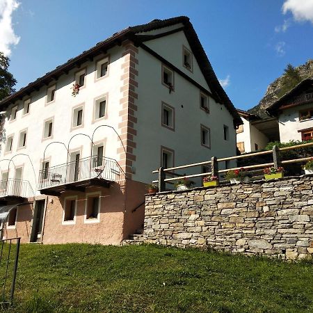 Casa Sonnenberg Apartment Bosco Gurin Exterior foto